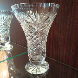 Hand Cut Crystal Flower Vase
